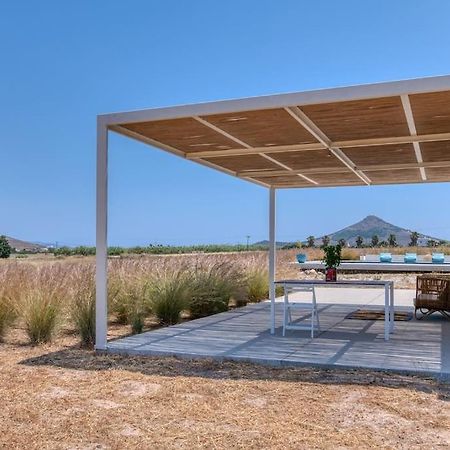 Villa Lampsi - Spacious & Modern Isterni  エクステリア 写真