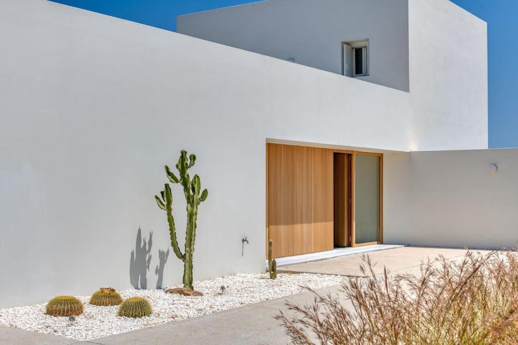 Villa Lampsi - Spacious & Modern Isterni  エクステリア 写真