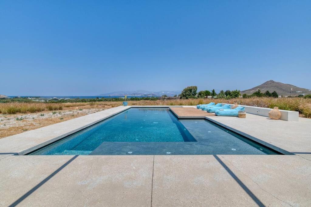 Villa Lampsi - Spacious & Modern Isterni  エクステリア 写真