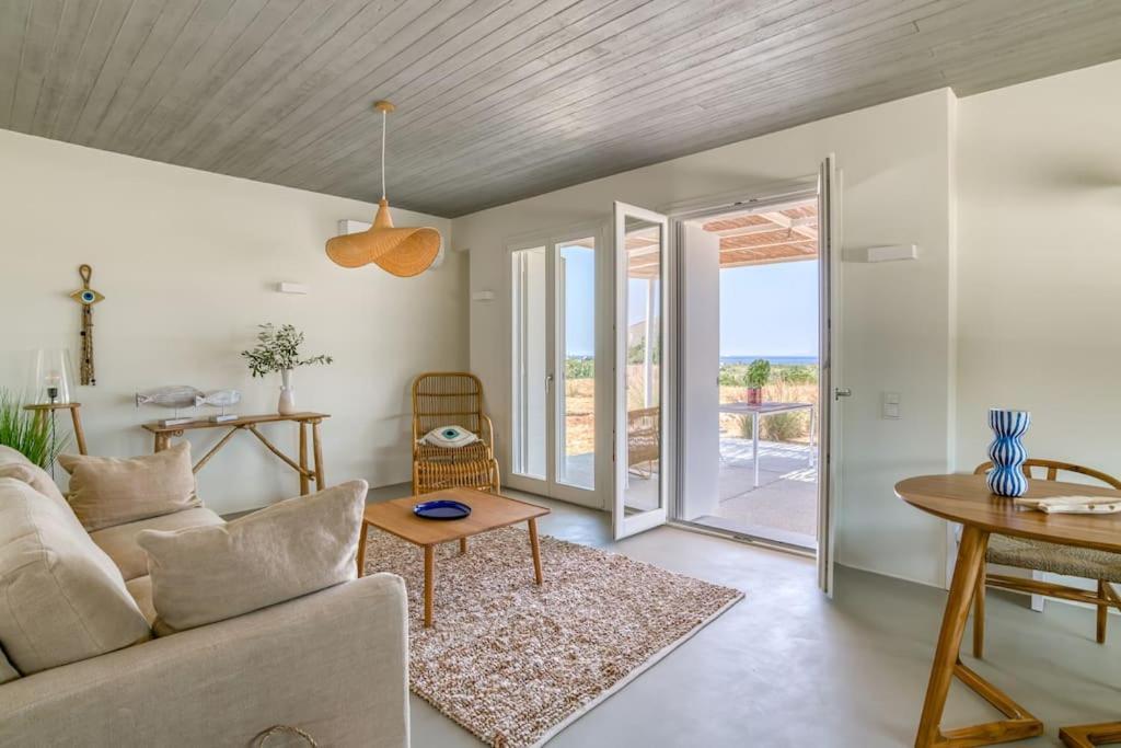 Villa Lampsi - Spacious & Modern Isterni  エクステリア 写真